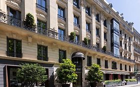 فندق لا كلي برج إيفل